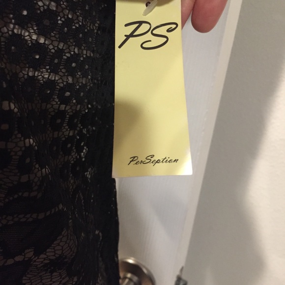 Blouse. - Picture 4 of 5